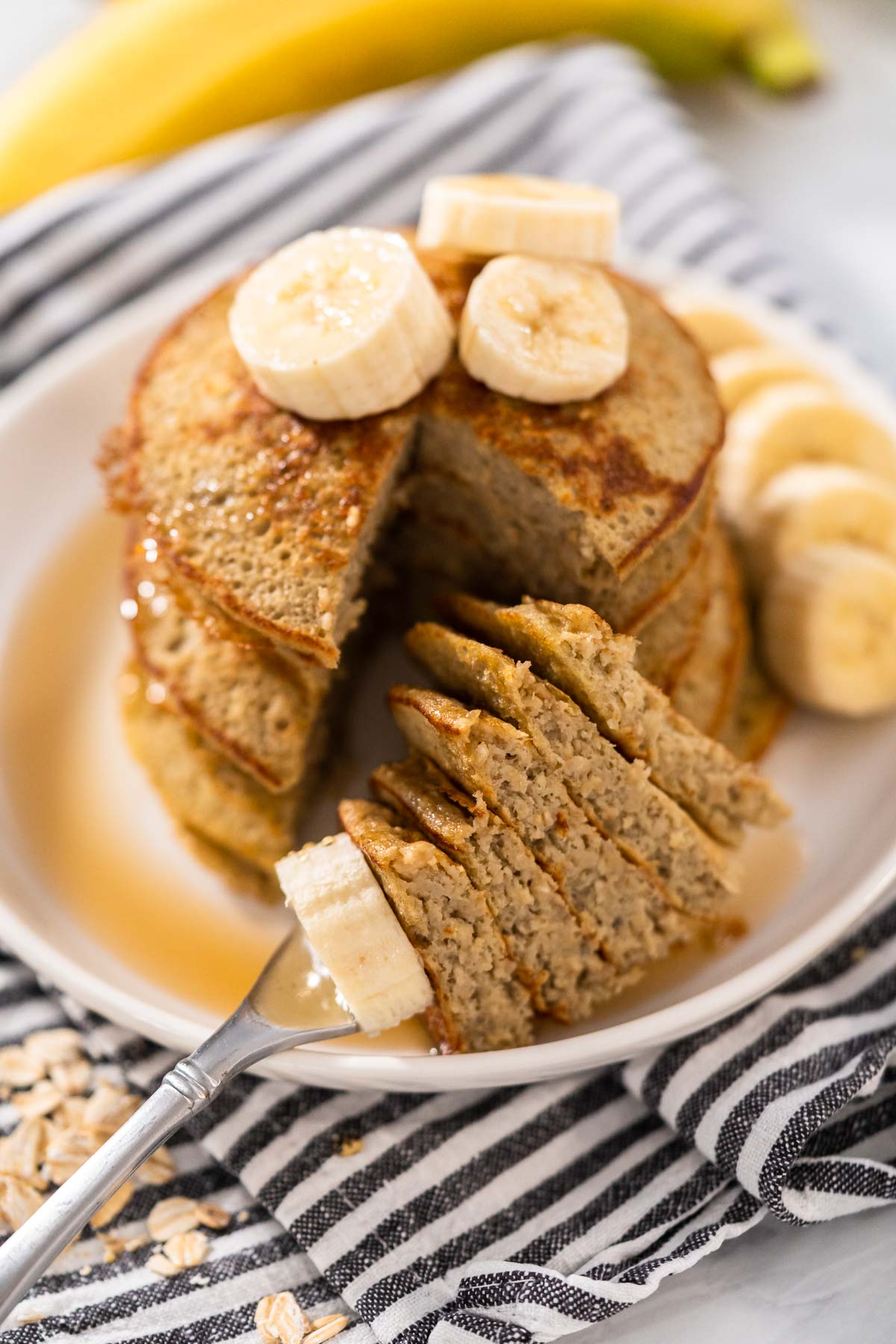 Banana Oat Pancakes