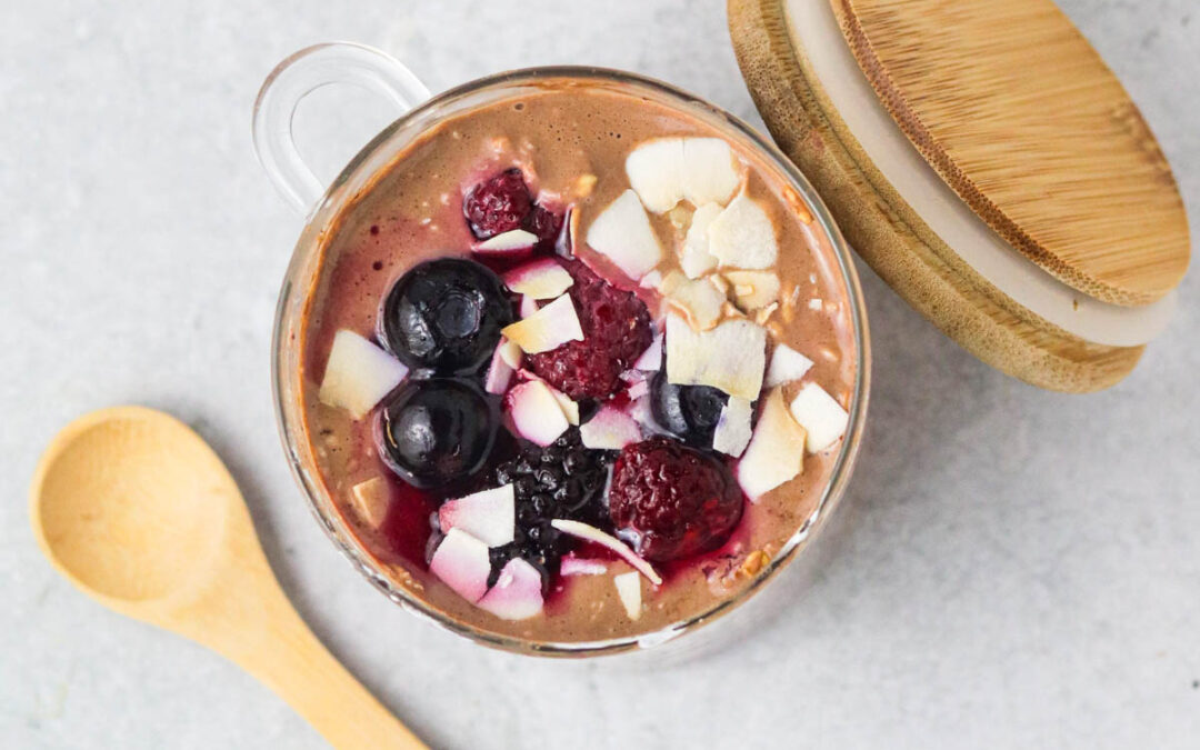 Chocolate Coconut Berry Overnight Oats